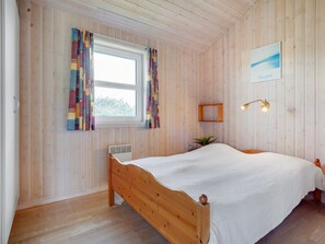 3 bedrooms, Internet
