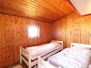 4 bedrooms