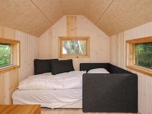 5 bedrooms, WiFi