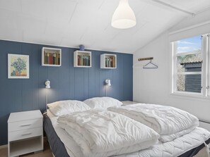 2 bedrooms, Internet