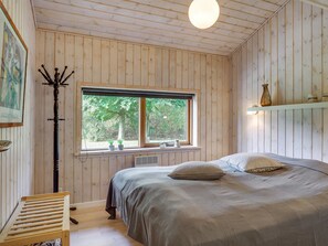 3 bedrooms, WiFi - "Mourits" - 1.2km from the sea by Interhome (Sæby)