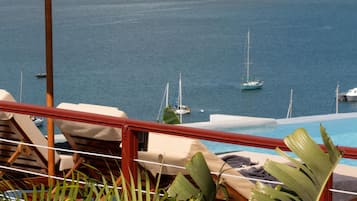 2 buitenzwembaden, parasols voor strand/zwembad