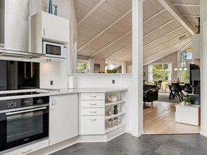 Køleskab, mikrobølgeovn, ovn, opvaskemaskine