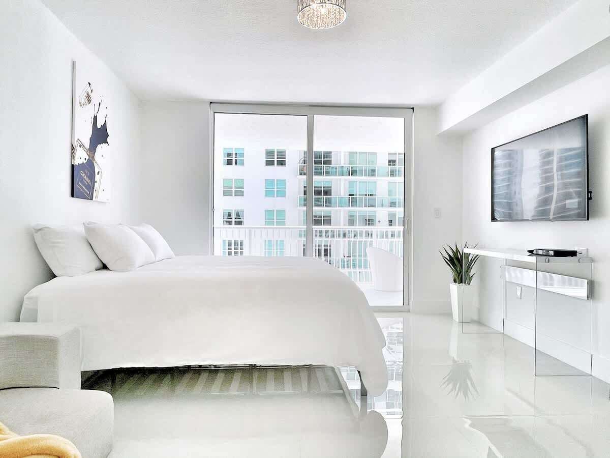 1 chambre, fer et planche à repasser, Wi-Fi gratuit, draps fournis