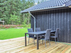 Outdoor dining - "Cate" - 150m from the sea by Interhome (Hals)
