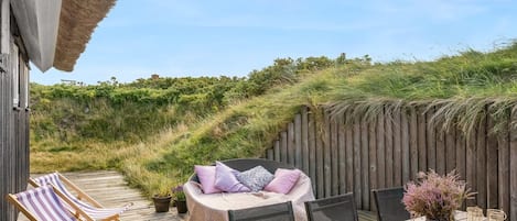 Ulkoruokailutilat