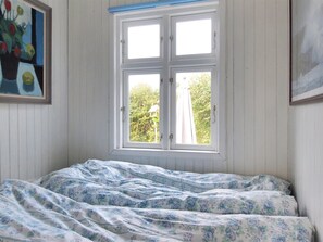 2 bedrooms, Internet