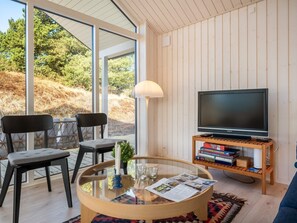 TV, fireplace, DVD player - "Nanouk" - 500m from the sea by Interhome (Vejers Strand)