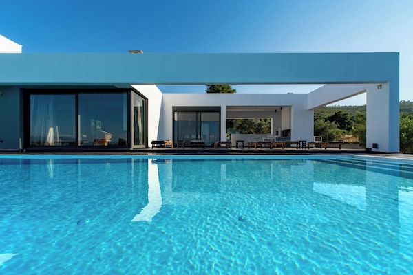 Villa with private pool