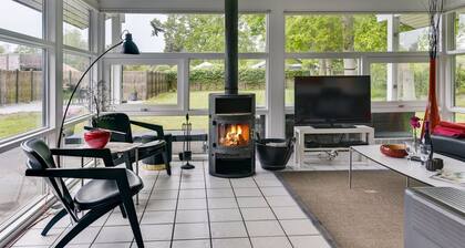 "Riaan" - 200m from the sea by Interhome
