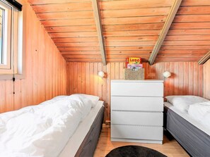 3 bedrooms, internet