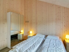 3 bedrooms, WiFi