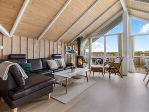 TV, fireplace, DVD player - "Betti" - 200m from the sea by Interhome (Rømø)