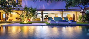 700m from beach, private 15m Pool 6 bedrooms