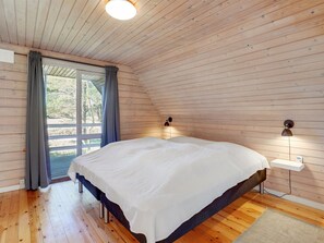 3 bedrooms, Internet