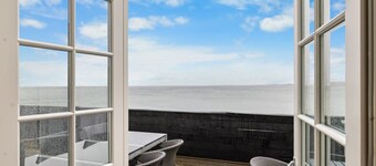 "Terina" - 5m from the sea by Interhome