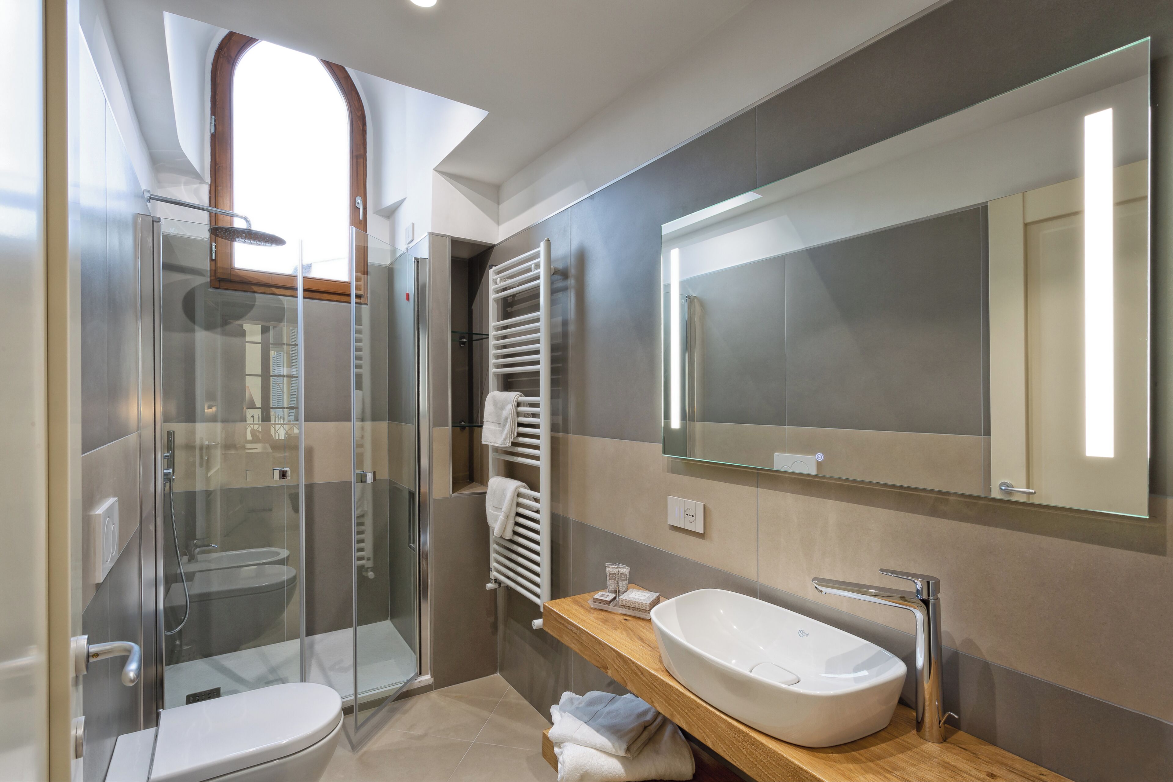 Luxury Apartment (Forbici) | Bathroom