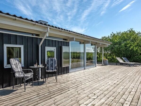 Outdoor dining - "Anund" - 1.4km from the sea by Interhome (Ringkøbing)