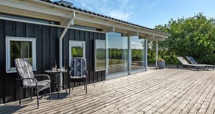 "Anund" - 1.4km from the sea by Interhome