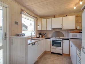 Fridge, microwave, dishwasher, cookware/dishes/utensils - "Aimo" - 1.8km from the sea by Interhome (Blåvand)