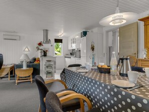 Dining - "Aima" - 400m from the sea by Interhome (Hals)