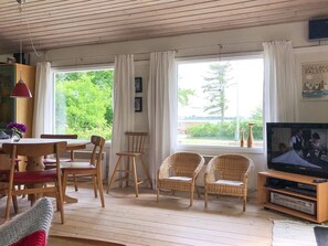 Televisie en een open haard