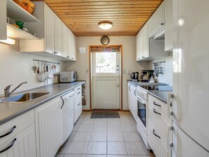 Réfrigérateur, micro-ondes, lave-vaisselle