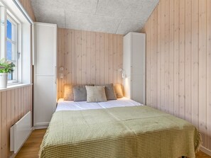 4 bedrooms, internet