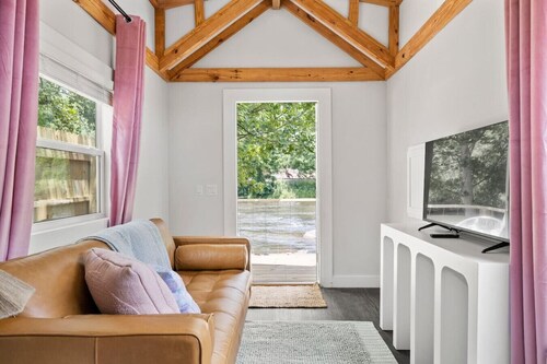 River Run, Riverfront Tiny Home, Trails, and Views