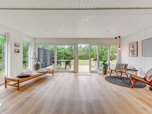 "Doreen" -  from the sea by Interhome