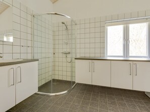 Bathroom - "Eina" - 250m from the sea by Interhome (Hals)