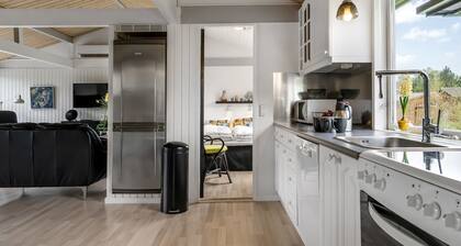 "Clarabelle" - 700m from the sea by Interhome
