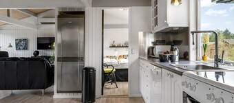 "Clarabelle" - 700m from the sea by Interhome
