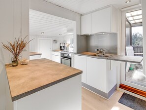 Køleskab, mikrobølgeovn, ovn, opvaskemaskine