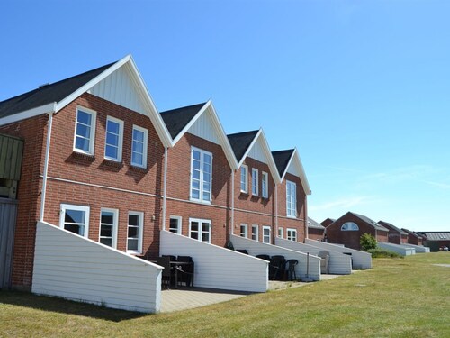 "Fraya" - 2.3km from the sea by Interhome