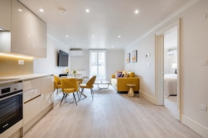 Marble Arch Suite 5 | Wohnbereich | Fernseher, Streaming-Dienste