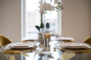 Marble Arch Suite 4 | Living area | TV, streaming services - Marble Arch Suites (London)