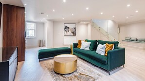 Marble Arch Suite 7 | Oppholdsområde | TV og strømmetjenester
