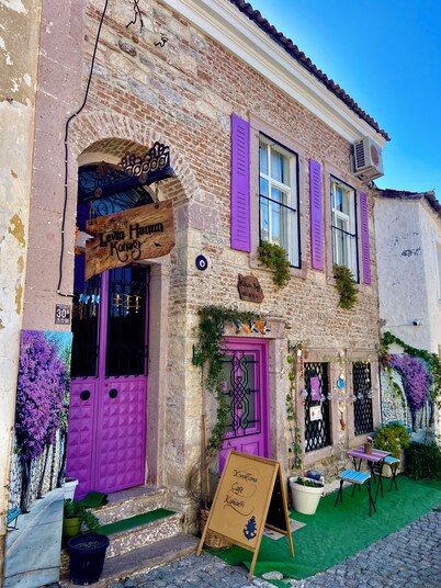 Levin Hanım Konağı