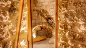 1 bedroom, iron/ironing board, travel crib, WiFi