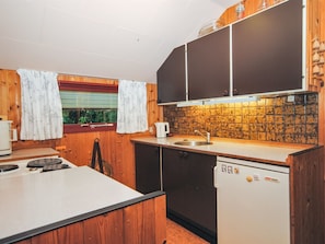 Fridge, oven, cookware/dishes/utensils