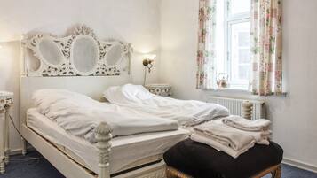 1 soveværelse, internetforbindelse