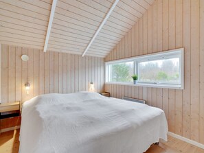 3 soverom og internettilgang