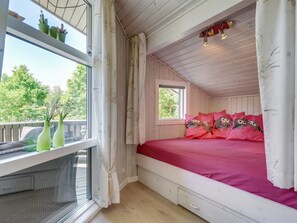 3 bedrooms, Internet