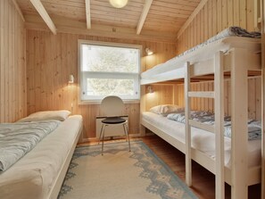 3 bedrooms, WiFi