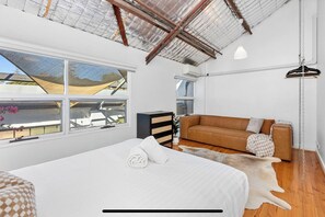 2 habitaciones, tabla de planchar con plancha y wifi gratis