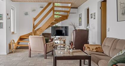 "Simo" - 250m from the sea by Interhome