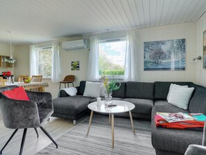 Télévision, cheminée