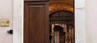 *4 double rooms *equipped kitchen, *2 smart Tv rooms *air conditioning 