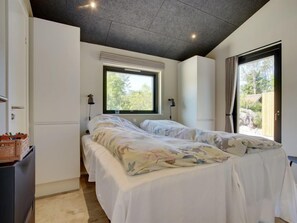 4 bedrooms, Internet
